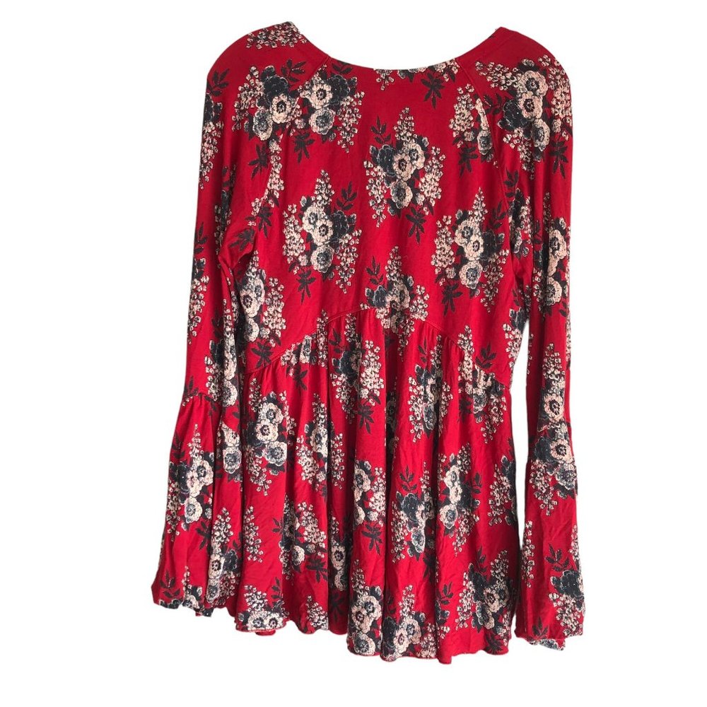 Free People Women's Blouse Size L Floral Red Bohemian Bell Sleeve Stretch - Picture 3 of 9